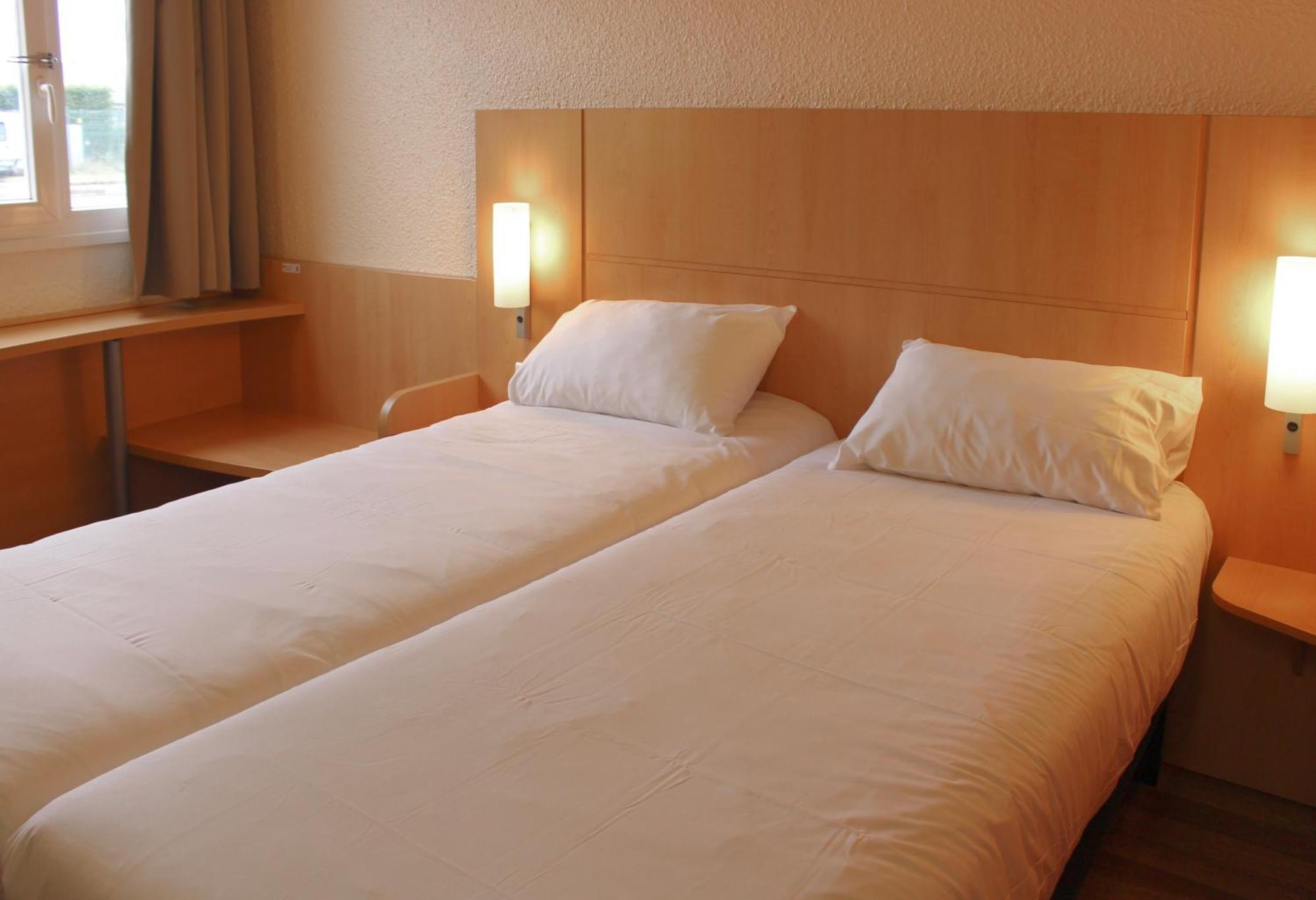 Ibis Dijon Sud Hotel Perrigny-les-Dijon Exterior photo